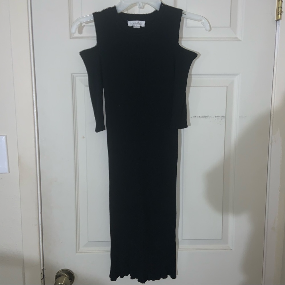 Forever 21 Open shoulder sweater dress